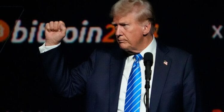 Bitcoin Dips After Trump’s Strategic Reserve Order: Why?