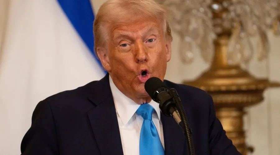 The Trump Household Explores Stablecoin Launch with Binance Deal: WSJ