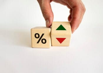 Is Bitcoin Worth Doomed For $93K? Technical Indicators Paint A Bearish Picture