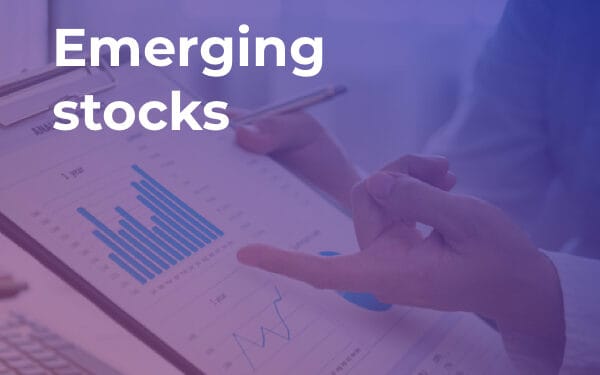 Coinbase shines on stablecoin increase, S&P 500 debut. Will the rally proceed?