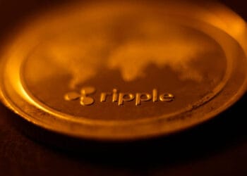 Ripple CEO Says Likens GENIUS Act To Main Regulation After 2008 Finanical Disaster