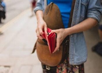 Ark Make investments Splashes $47-M On Coinbase, BitMine Shares After US Inventory Market Drawdown