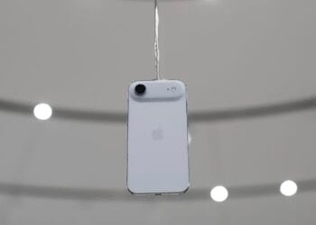 Apple’s iPhone Air gross sales in focus at This fall earnings