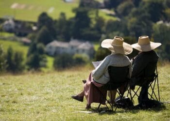 I requested ChatGPT how a lot I’d want in an ISA to focus on a £3,000 month-to-month second earnings. This is what it mentioned