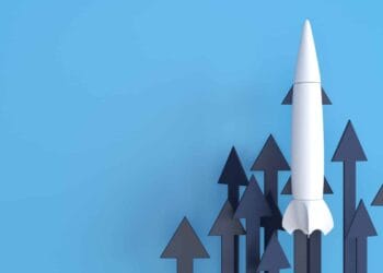 Meet the little-known FTSE 100 flyer that’s outgunned the Rolls-Royce share worth