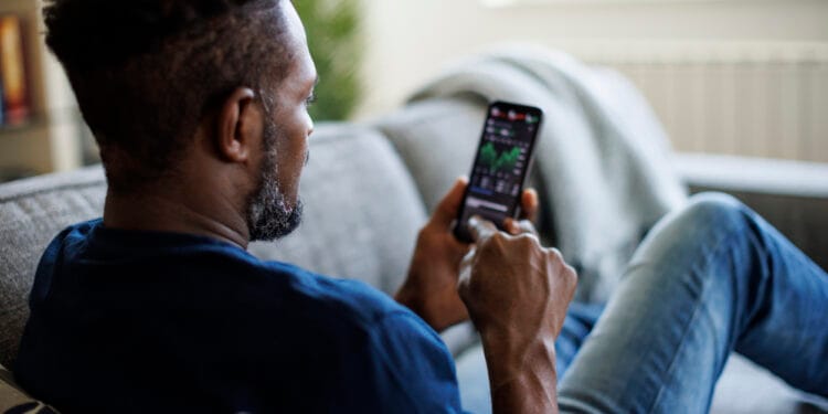 Bitcoin Capitulation Intensifies As STHs Lose $750 Million Every day — Time To Purchase The Dip?