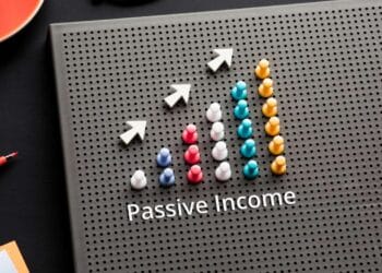 I requested ChatGPT, Gemini, and Claude for the very best passive earnings inventory to purchase