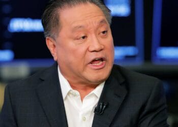 AI infrastructure selloff continues, Broadcom and Oracle shares slide