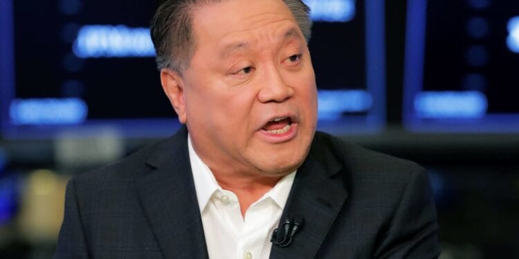 AI infrastructure selloff continues, Broadcom and Oracle shares slide