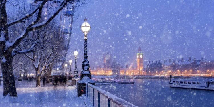 Is it time to think about gobbling up these 3 FTSE 100 Christmas turkeys?