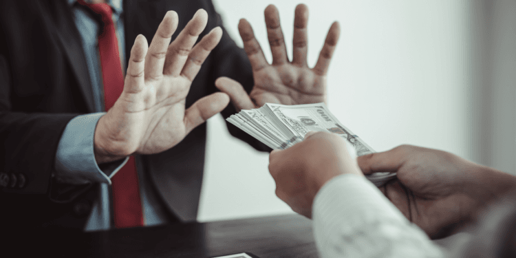 UK regulatory outlook for monetary crime compliance January 2026: SFO points new bribery pink flags and raises the bar on company cooperation