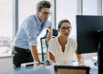 The Hidden Threat in Information Acquisition: Why Information High quality Determines Compliance and AI Success