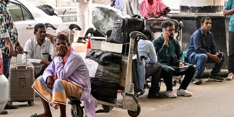 Iran warfare threatens world journey business as passengers get caught