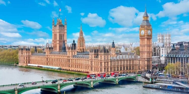 UK Strikes to Ban Cryptocurrency Donations in Politics