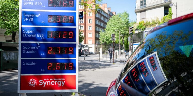 Euro zone inflation jumps to three% as financial progress nearly stalls