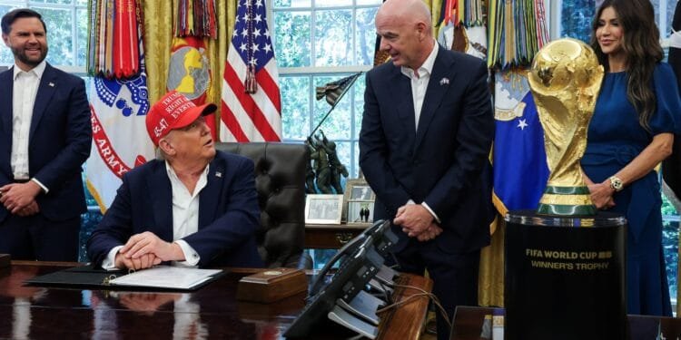 Trump monetary disclosure exhibits shut FIFA, Infantino ties