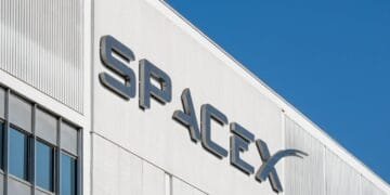 Musk’s SpaceX Breaks Under Its $135 IPO Value After a 42% Collapse From Its Peak